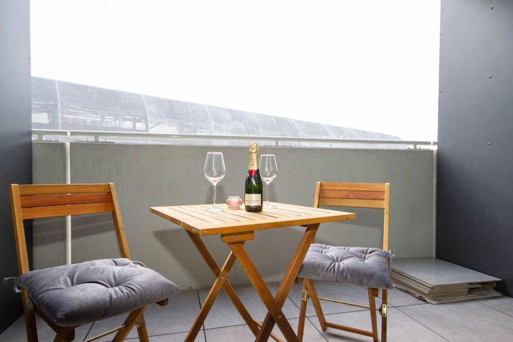 Apartment In Bratislava With Free Parking Ngoại thất bức ảnh